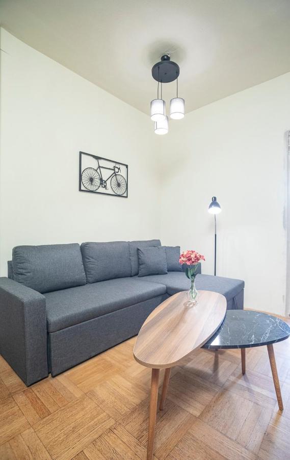 Houseloft Rotunda Getaway Apartment Tesalonika Bagian luar foto