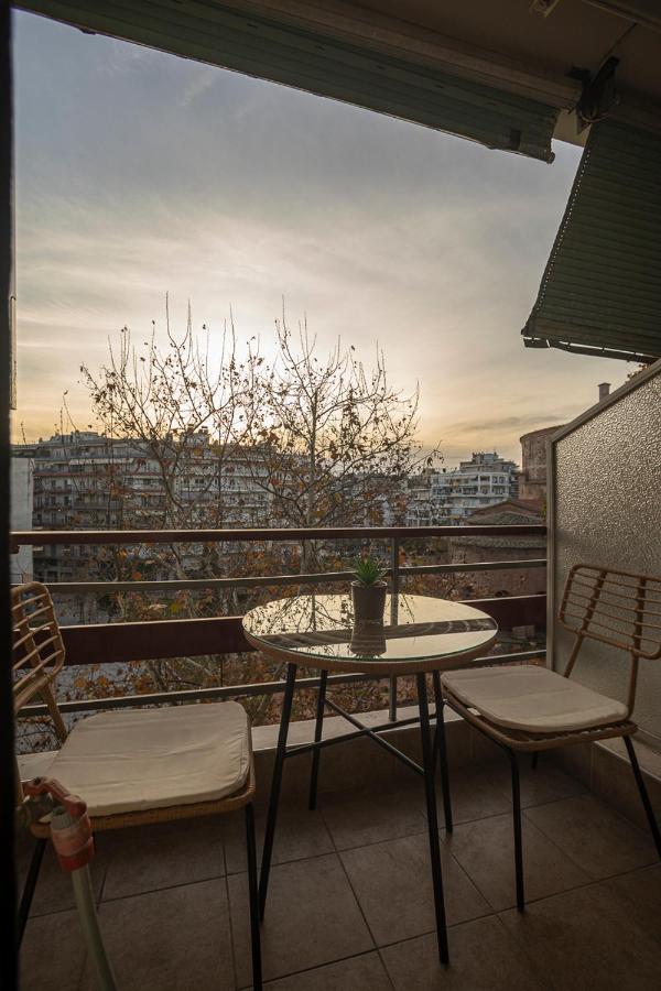 Houseloft Rotunda Getaway Apartment Tesalonika Bagian luar foto