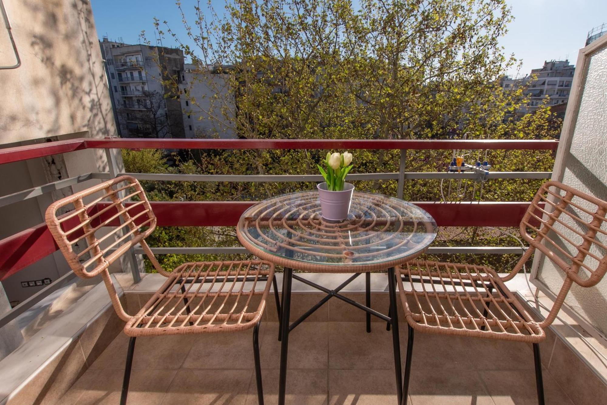 Houseloft Rotunda Getaway Apartment Tesalonika Bagian luar foto